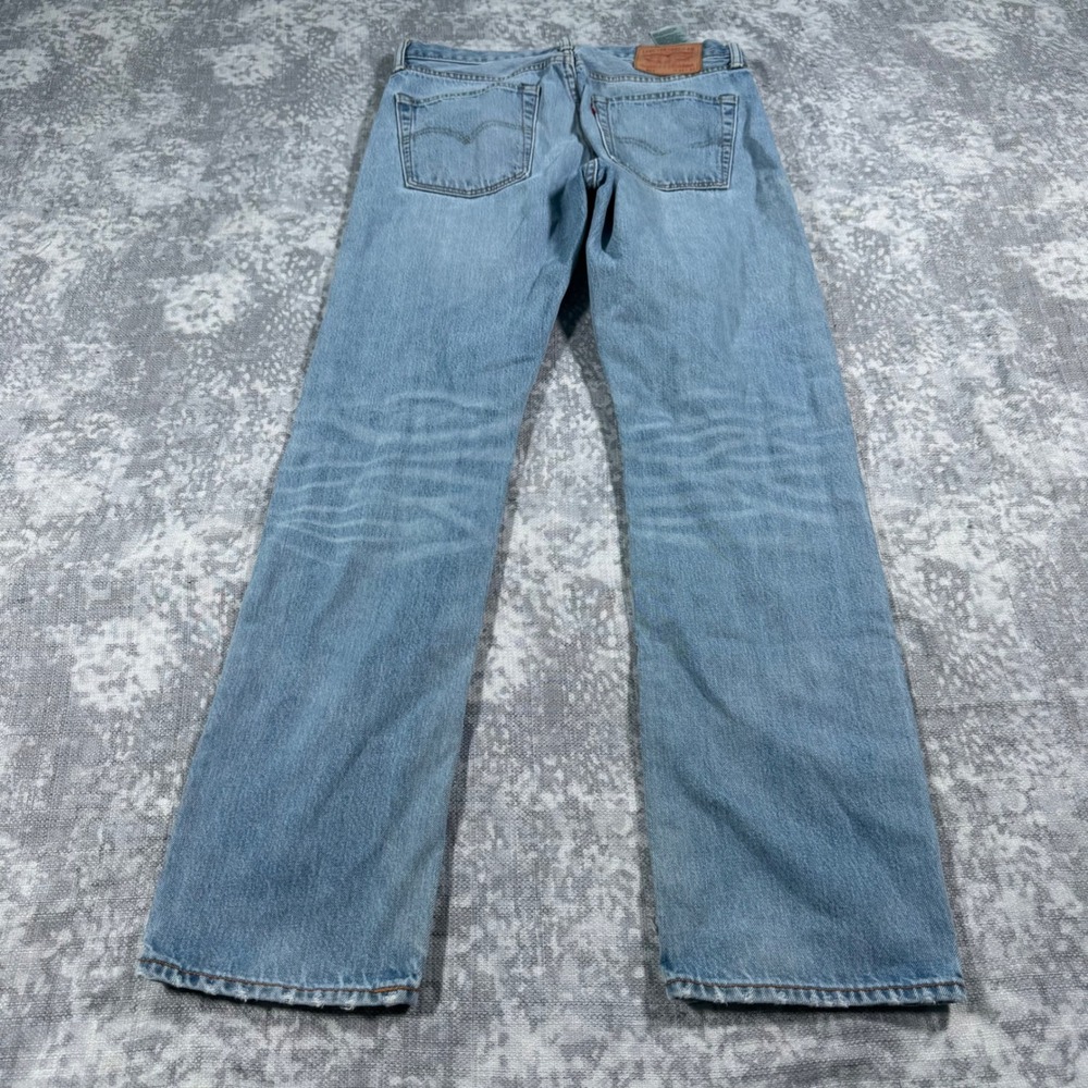 Levi's 513 Slim Straight Mens 32x32 Light Wash Blue Denim Jeans 08513-0573 - Picture 3 of 9